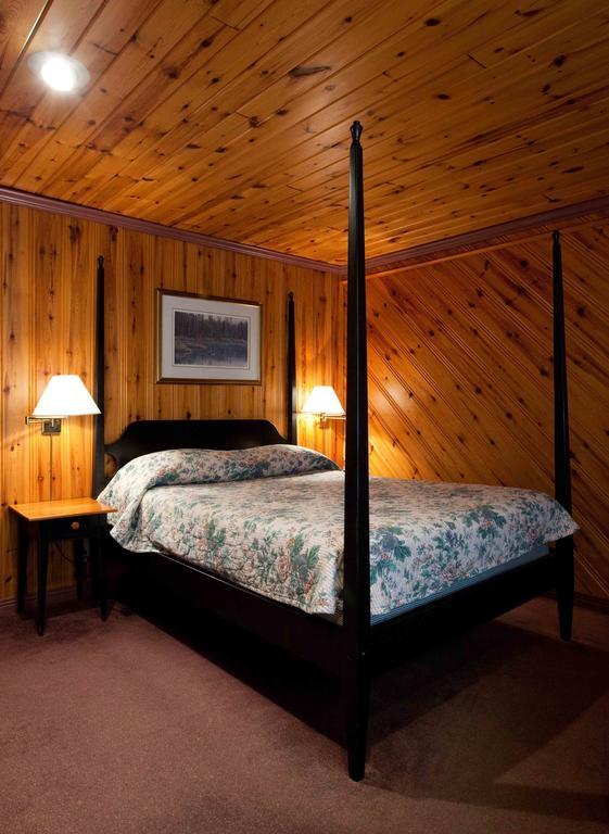 Pow Wow Point Lodge Huntsville Exteriér fotografie